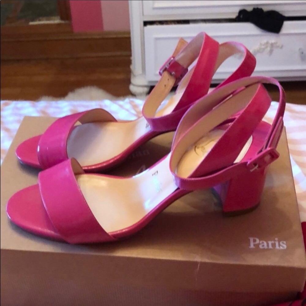 BRAND NEW NEVER WORN CHRISTIAN LOUBOUTIN